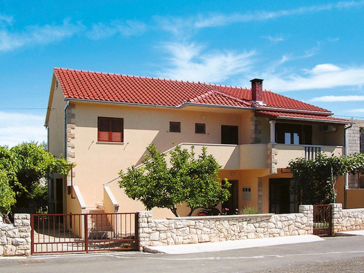 Apartment Mira By Interhome Mirce Exterior foto